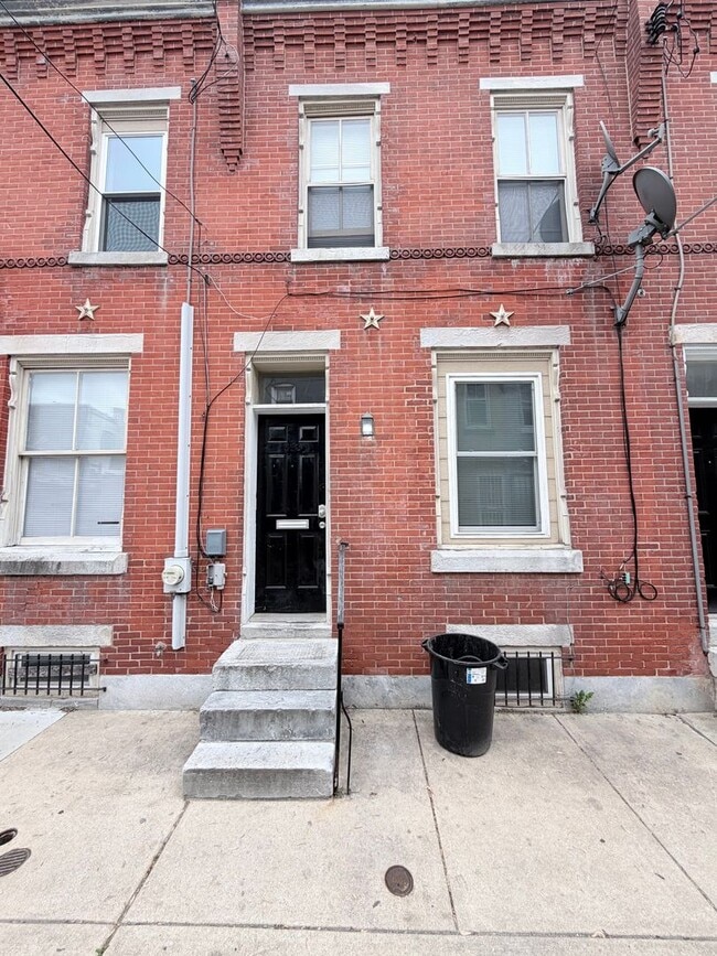 Building Photo - 853-57 N Palm St Unit 853 Palm St