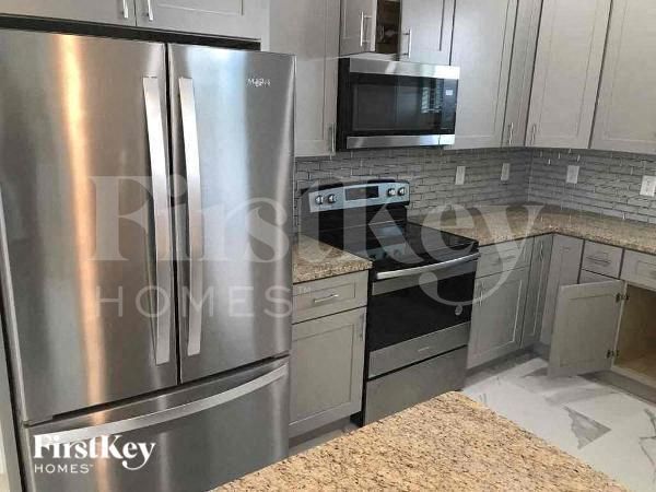 Photo - 2514 13th St SW