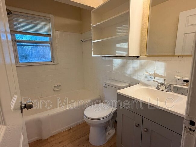 Photo - 16121 W Parkway St