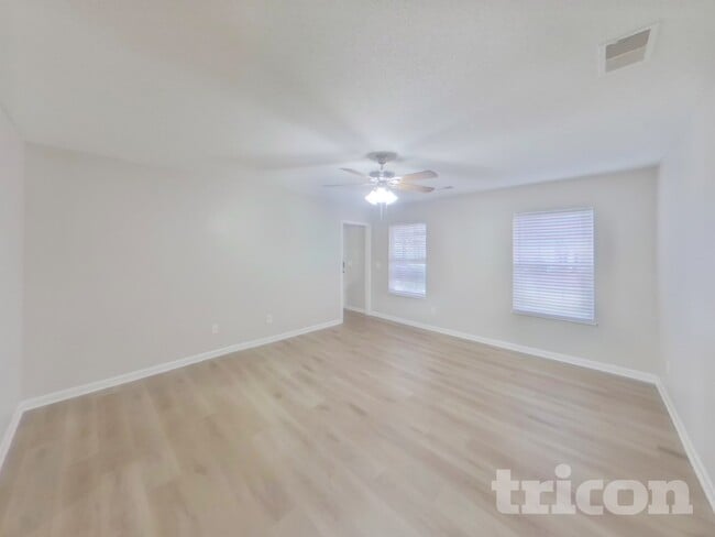 Photo - 2108 Wilkinson Dr