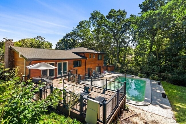 Photo - 93 Woodcliff Rd Unit 1