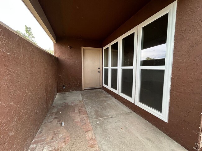 Photo - 2699 E Silk Oak Dr
