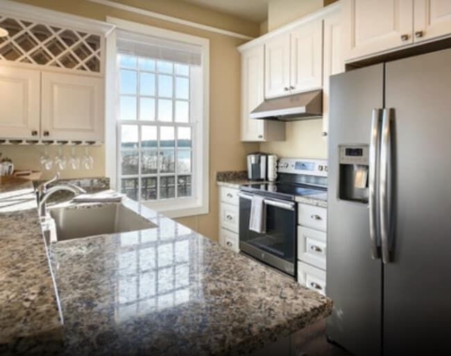 685 Peace Portal Dr Unit 301