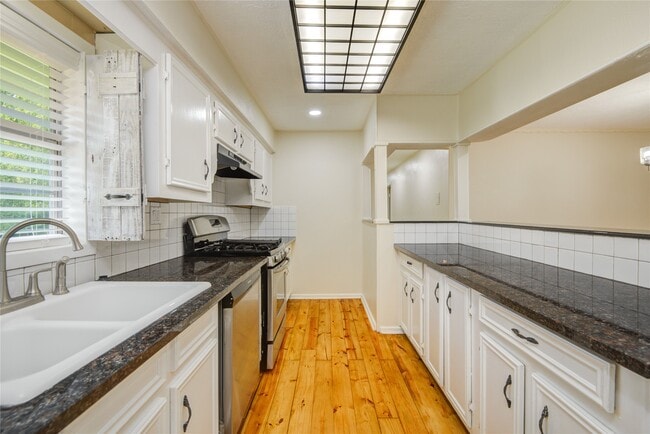 Photo - 804 Chickasaw Dr