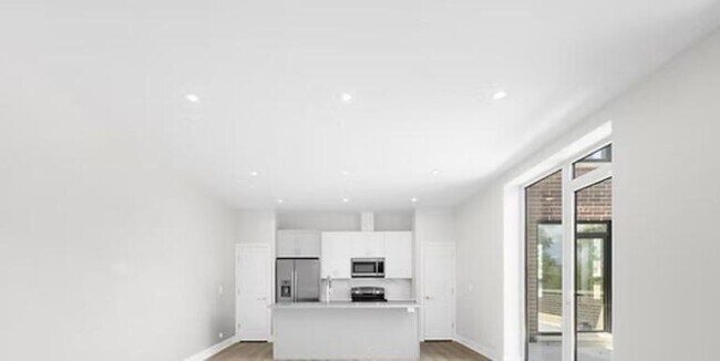 Photo - 2 bedroom in CHICAGO IL 60630 Unit 305