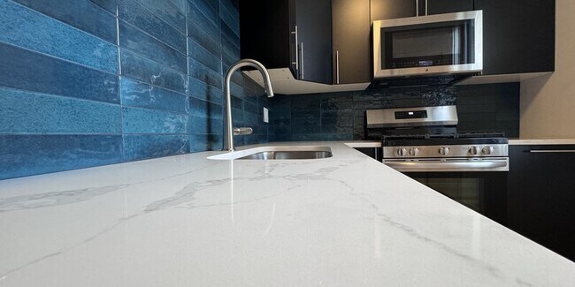 5615 Howe - 5615 Howe Unidad 2