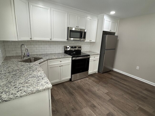 Photo - 1001 Rozel Ave