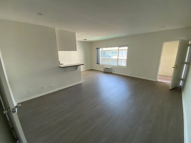 Photo - 5307 Sepulveda Blvd Unidad 316