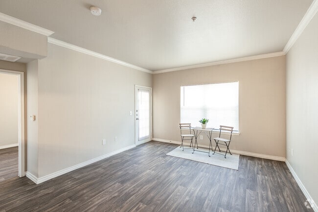1BR, 1BA - 700SF - Living Room - Rancho Sierra Apartments