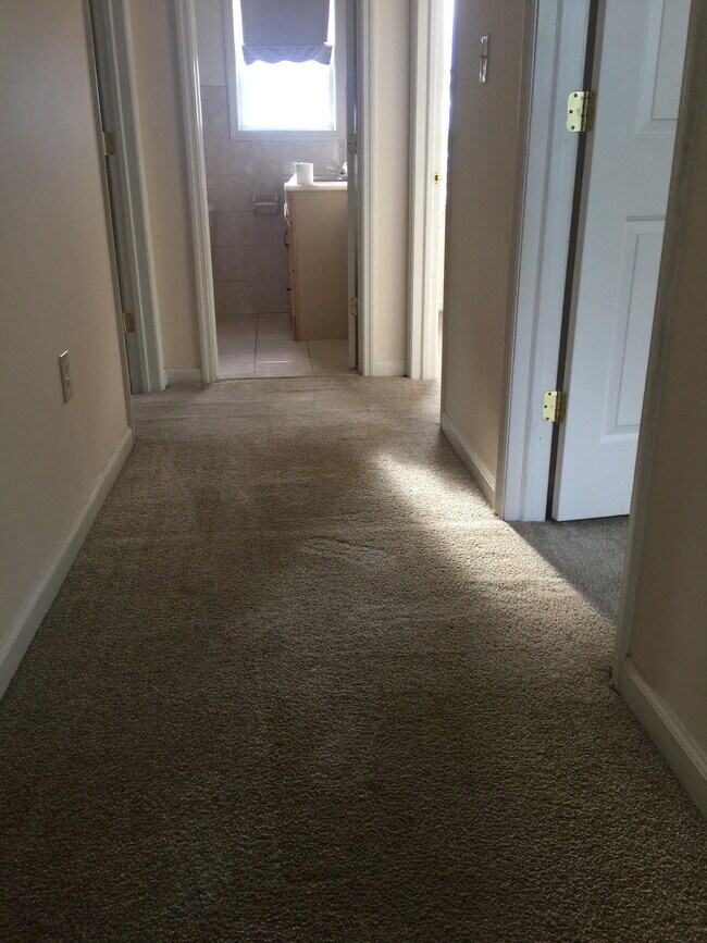 Photo - 135 Troy Schenectady Rd