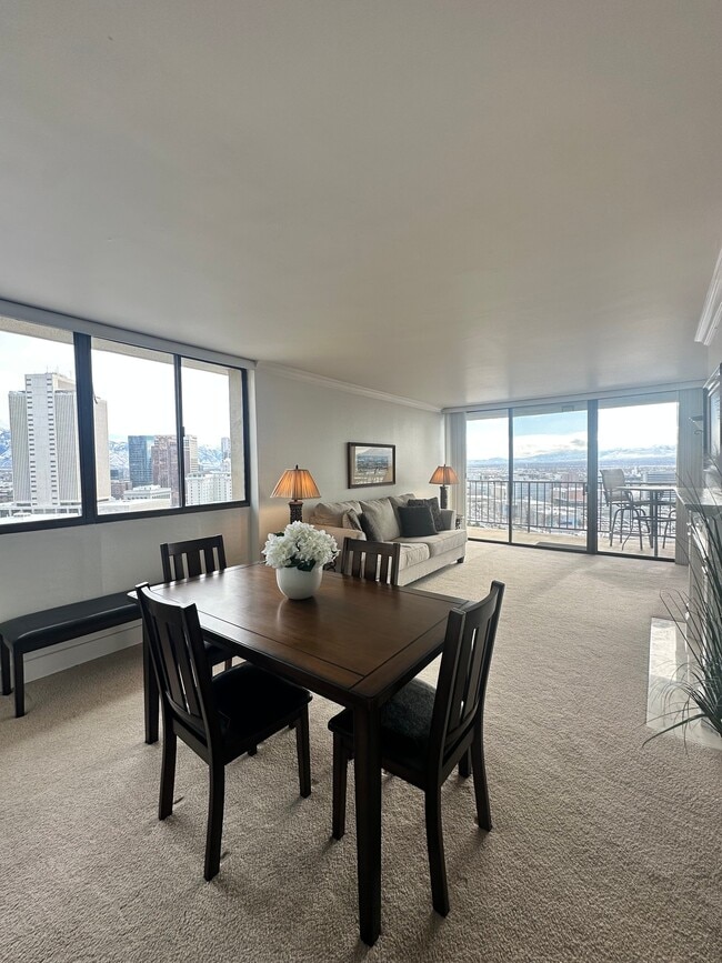 Photo - 241 N Vine St Unit 1207