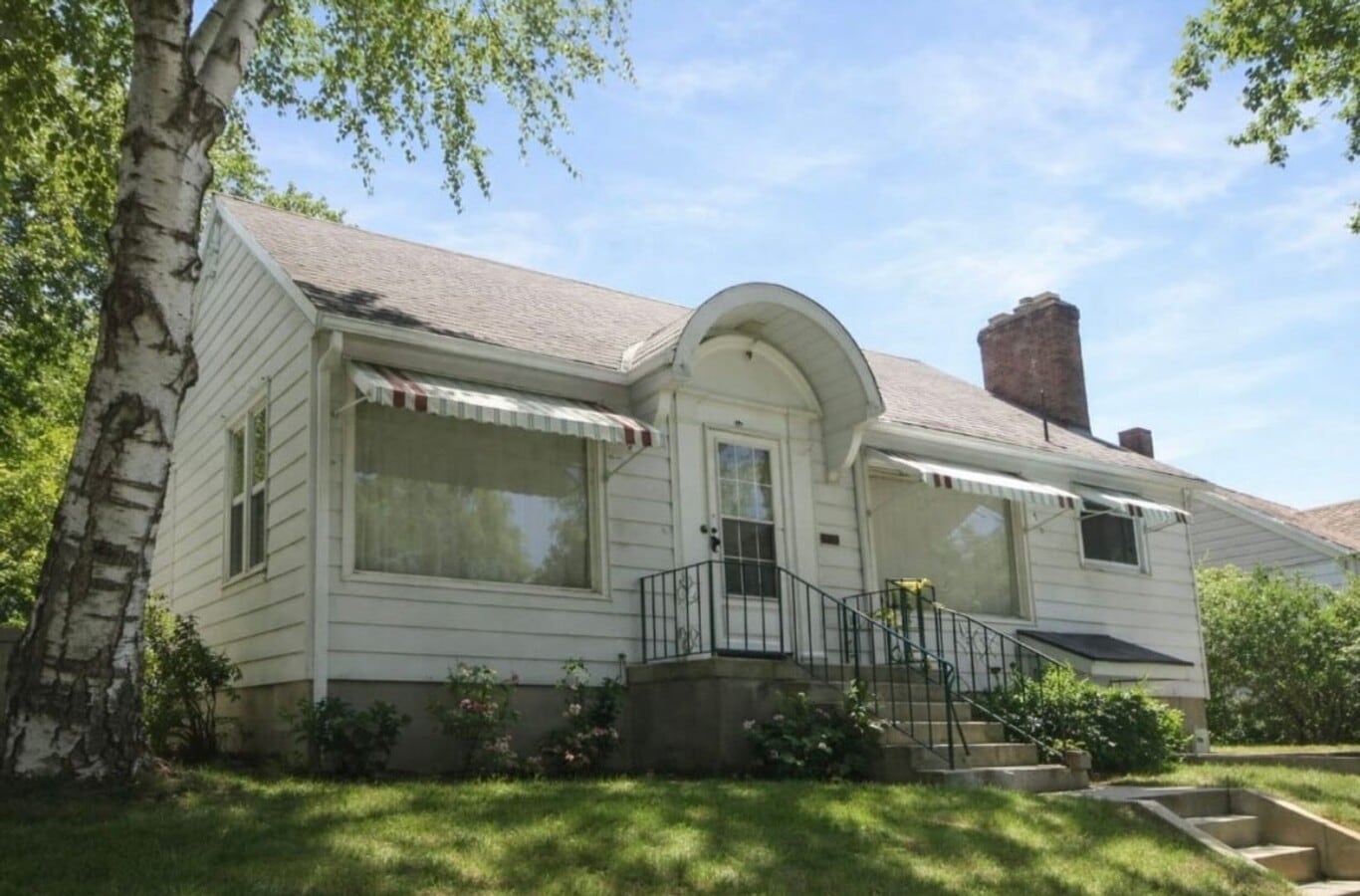Charming 4 bd/ 2 bath home in Ogden! - Charming 4 bd/ 2 bath home in Ogden!