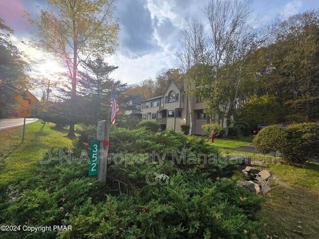Photo - 352 Hollow Rd Unit #11