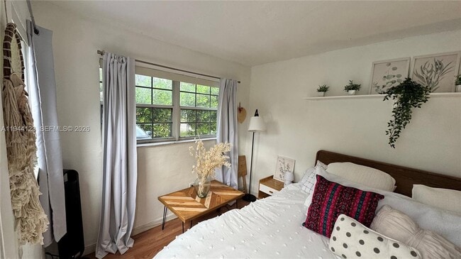 Photo - 6238 Hayes St Unit 1