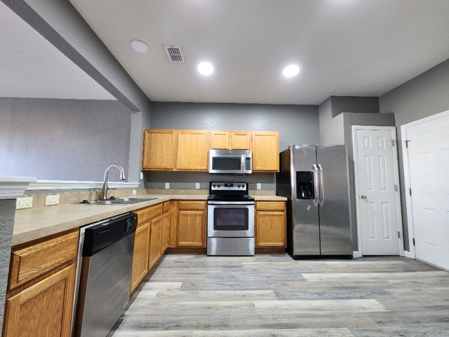 Photo - 4962 SW 45th Cir