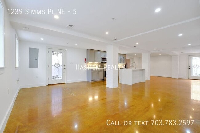 Photo - 1239 Simms Pl NE