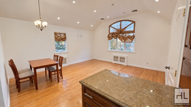 Bright Whitestone 3-Bedroom with Vaulted Ceilings & a Covered Balcony