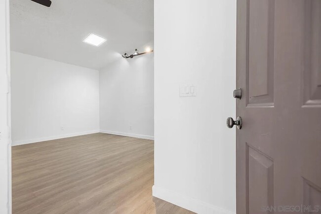 Photo - 207 Carissa Dr