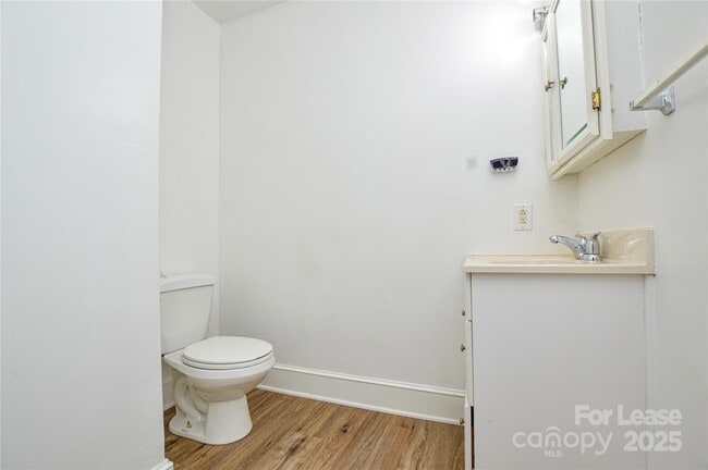 Photo - 15011 Woodstar Rd