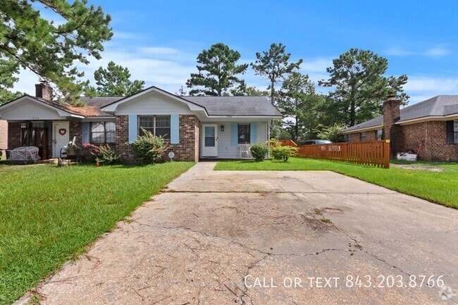 Building Photo - 7740 McKnight Dr Rental