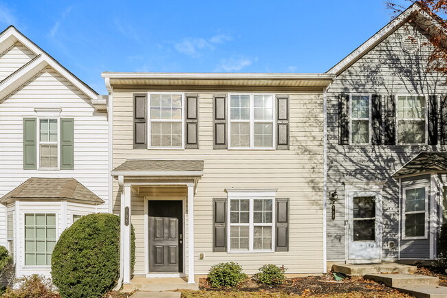 Photo - 735 Crestwell Cir Townhome