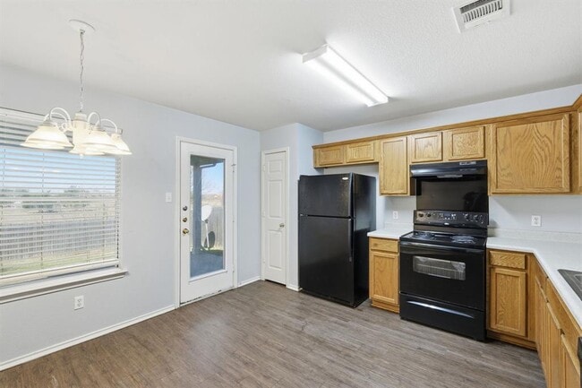 Photo - 13516 Lyndon B Johnson St