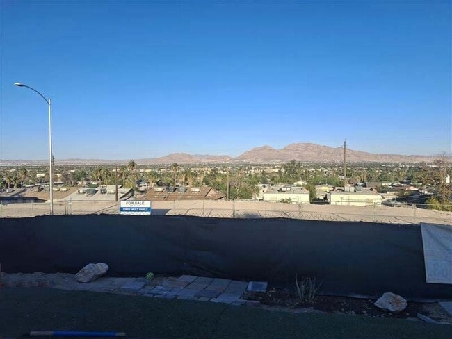 Photo - 415 N 13th St Unit B