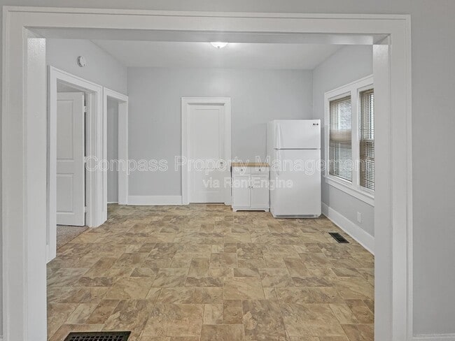 Photo - 1845 Kalamazoo Ave SE