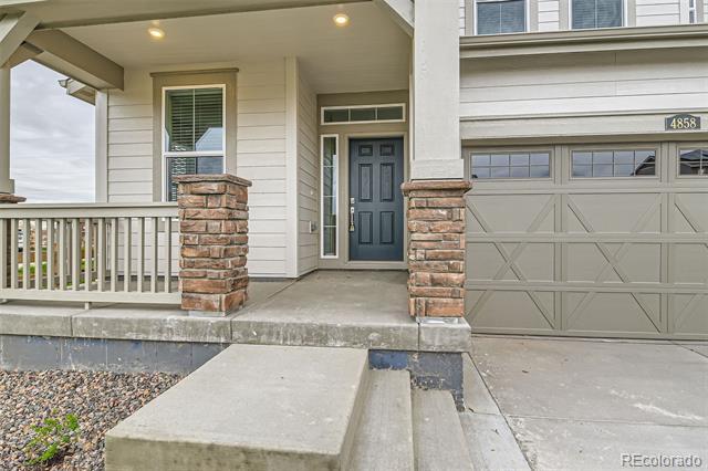 Photo - 4858 Astor Pl