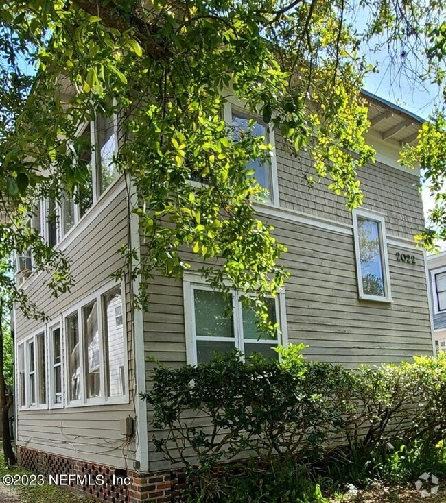 Building Photo - 2022 Dellwood Ave Rental
