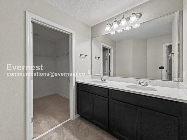 Photo - 5587 Sabal Dr