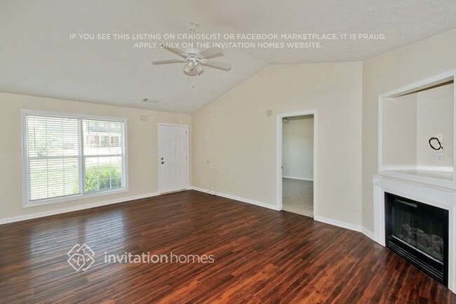 Photo - 1507 Locomotive Dr NE