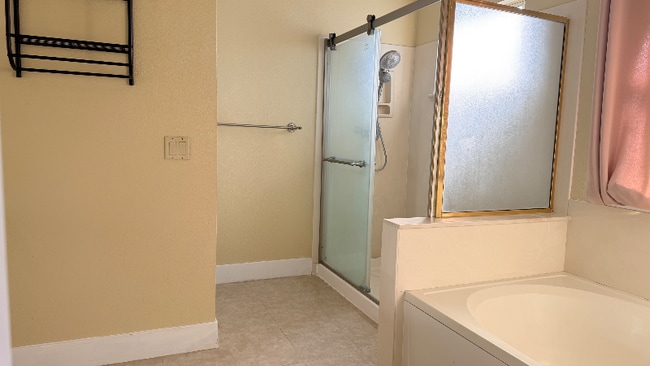 Photo - 1169 Zumstein Ct