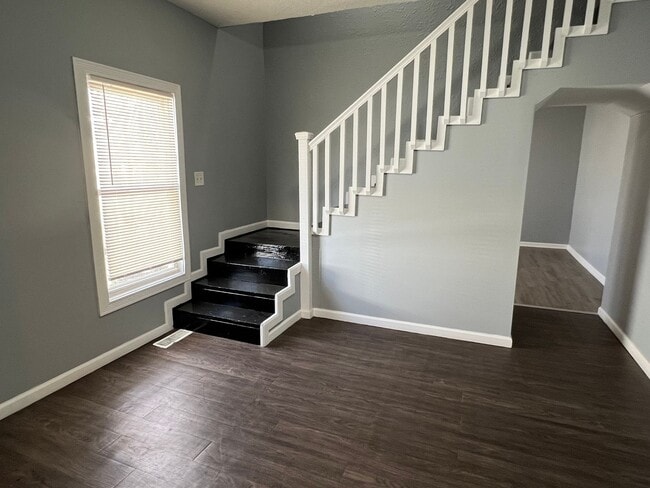 Photo - 1529-1531 Hiatt St Unit 1529 Hiatt St