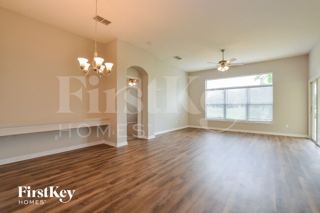 Photo - 6017 Spring Creek Ct