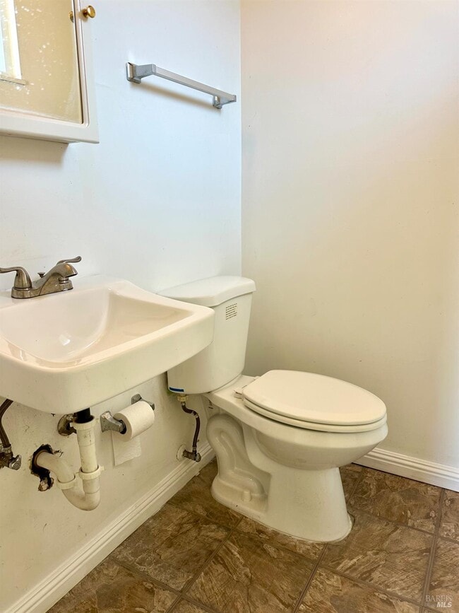 Photo - 1111 Marionola Way