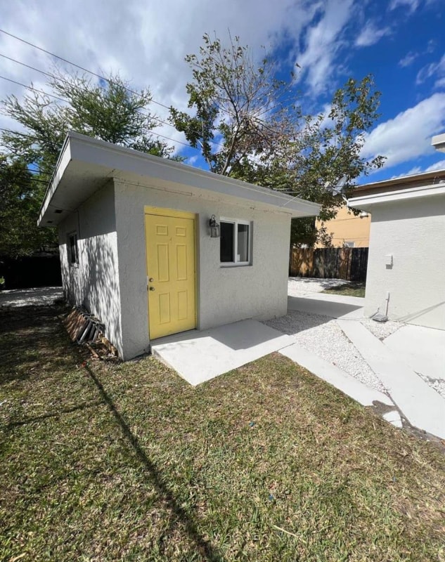 Photo - 741 NW 3rd Ave Apartment Unit 4