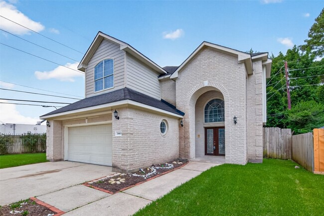 Building Photo - 20003 Fieldtree Dr