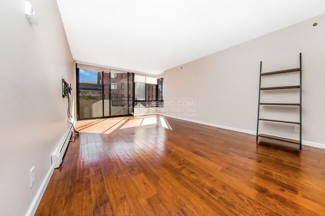 Photo - 900 Bush St Condo Unit 405