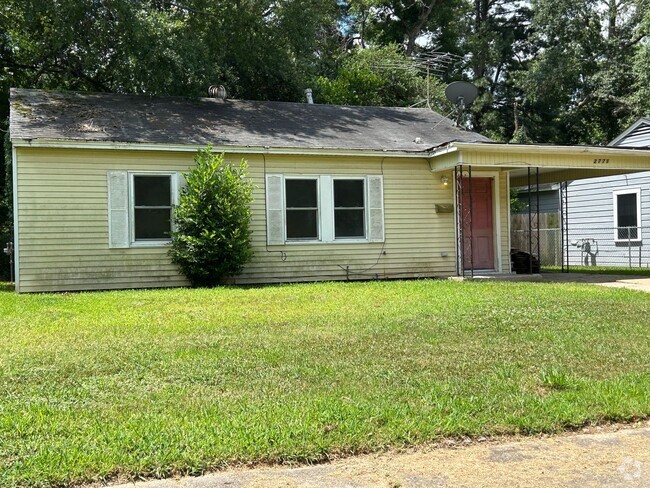 Building Photo - 2771 Amherst St Rental