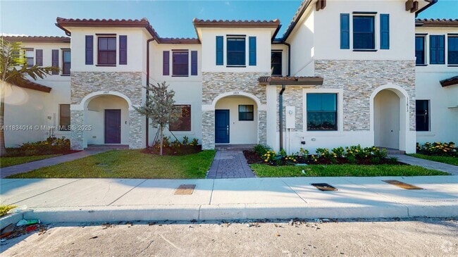 Building Photo - 11815 SW 246th Ter Rental