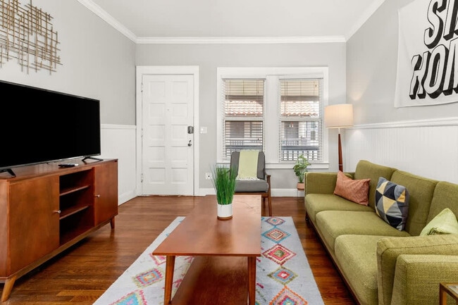 Photo - 203 W Magnolia Ave Unidad SI ID1496380P