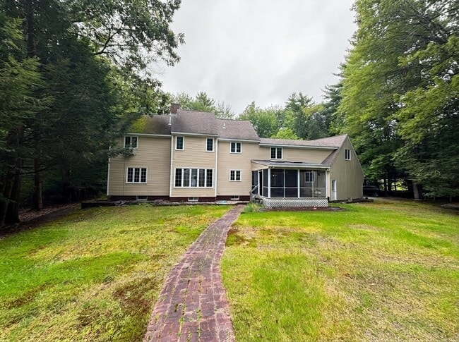 Photo - 62 Hearthside Cir