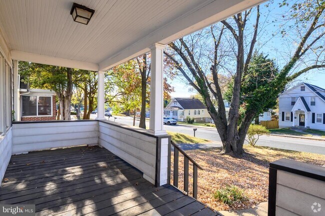 Building Photo - 1923 Gwynn Oak Ave Rental