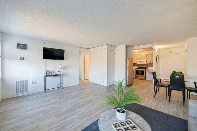 1711 Bellevue Ave Unit SI FL9-ID1612818P