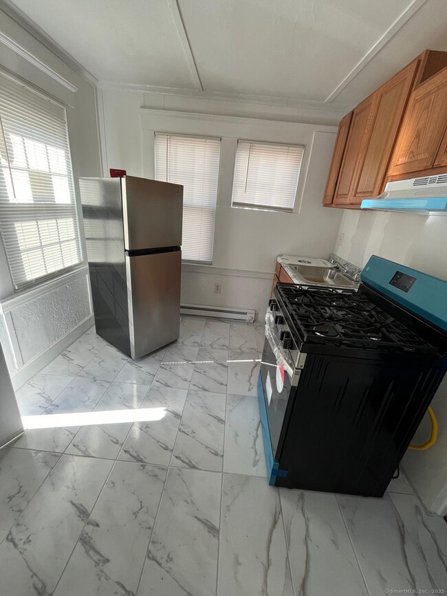 Photo - 79 1st St