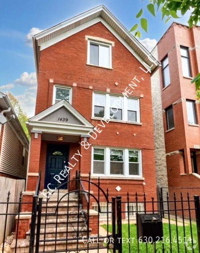 Building Photo - 1439 N Artesian Ave Unit 1 Rental