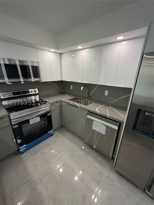 Photo - 801 Three Islands Boulevard Unit 102