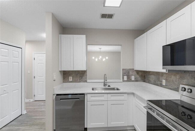 Photo - 522 Villa Del Sol Cir Unit 201