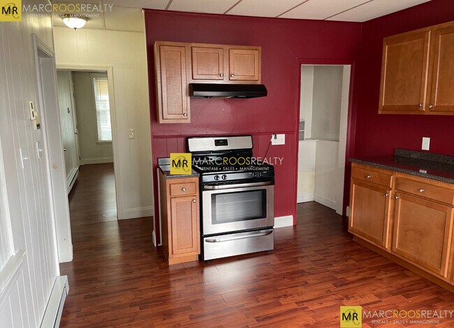Photo - 289 Chelsea St Unidad 1 Rental